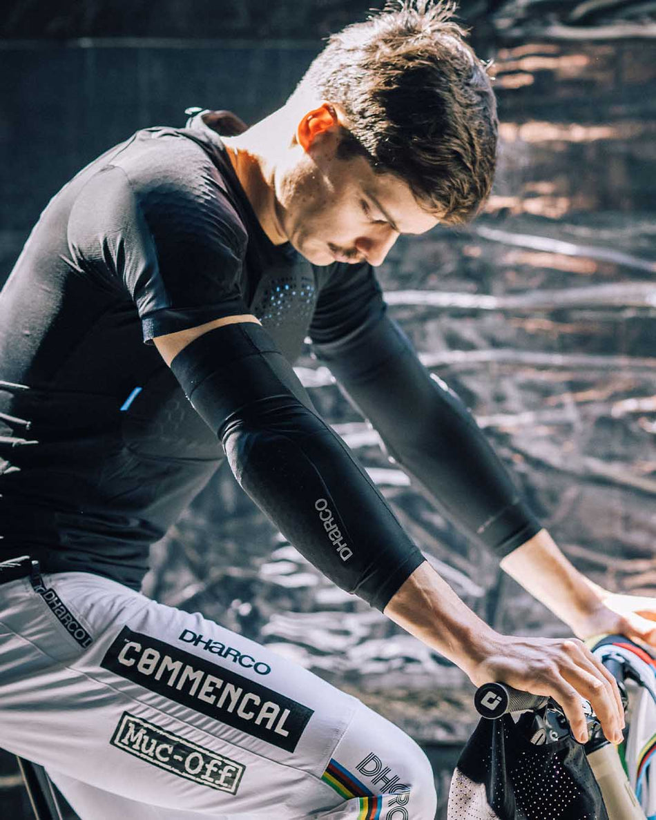 Dharco Gravity Elbow Pads