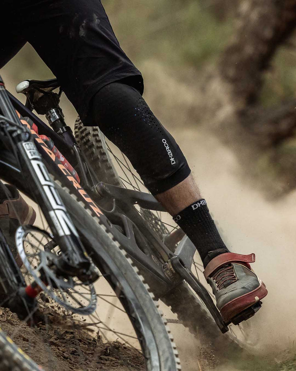 Dharco Gravity Knee Pads